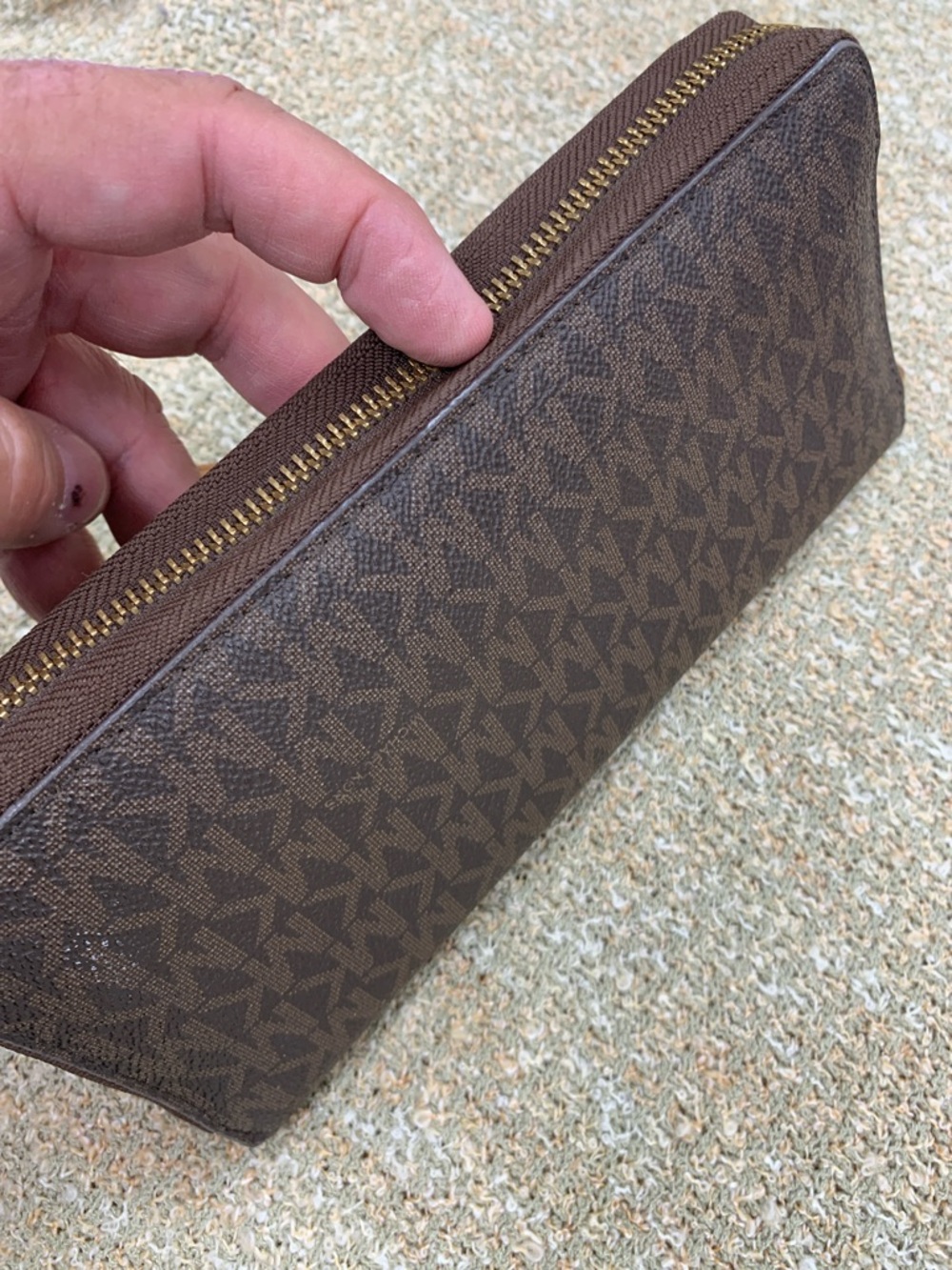 Michael Kors Brown and Tan Signature Zip Wristlet - Picture 2 of 6